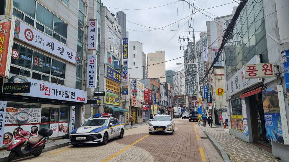 부산 동래구 온천동 온천시장 인근 1층 38평 음식점 술집 이자까야 월세 매물번호 16141 사진 1