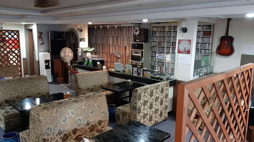 부산 연제구 연산동 1동 연산동 술상권 3층 29평 bar 포차 홀덤 추천 상가 임대 월세 매물번호 16149 사진 1