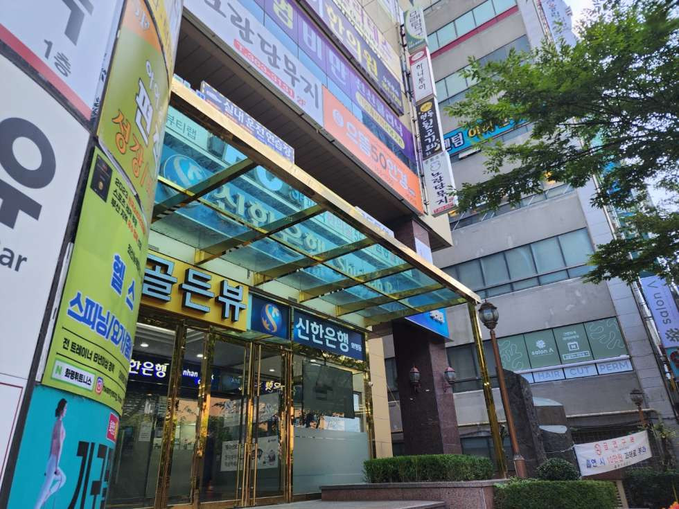 부산 북구 화명동 화명동 복삽상가 약 14평 네일샵, 타투, 속눈썹 등 월세 매물번호 16241 사진 1