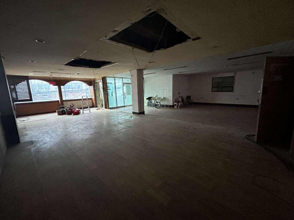 부산 중구 중앙동4가 중앙역 인근 저렴한 중형 사무실 임대! 월세 매물번호 14588 사진 8