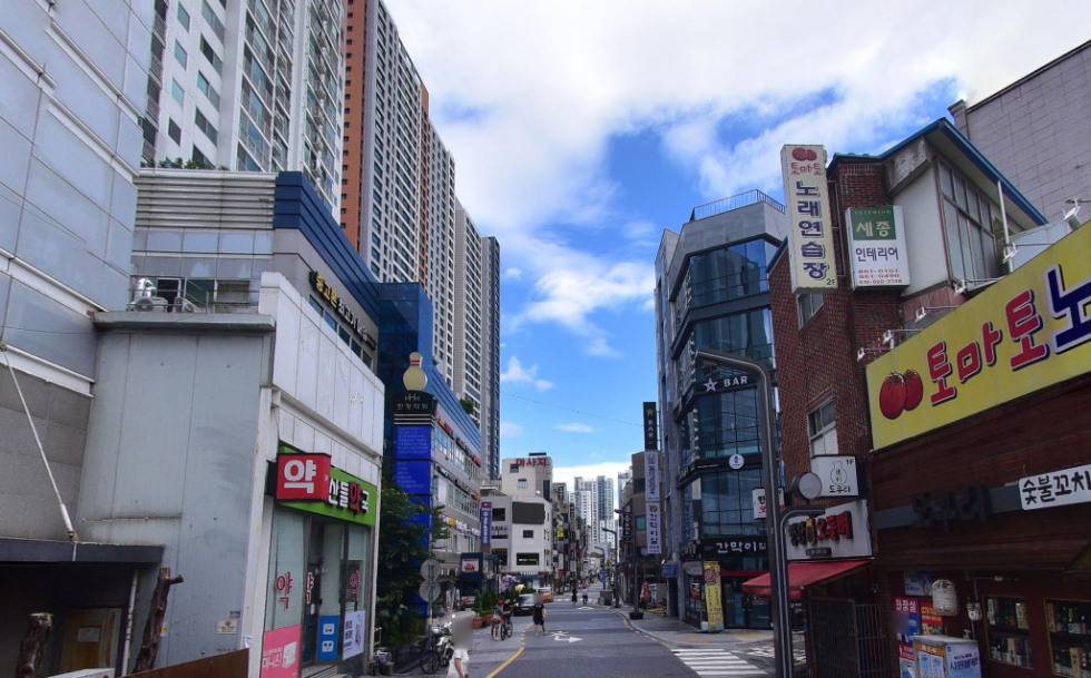 부산 연제구 연산동 연산동 오방맛길 코너 2층 30평 다용도 추천 상가 임대 월세 매물번호 16306 사진 1