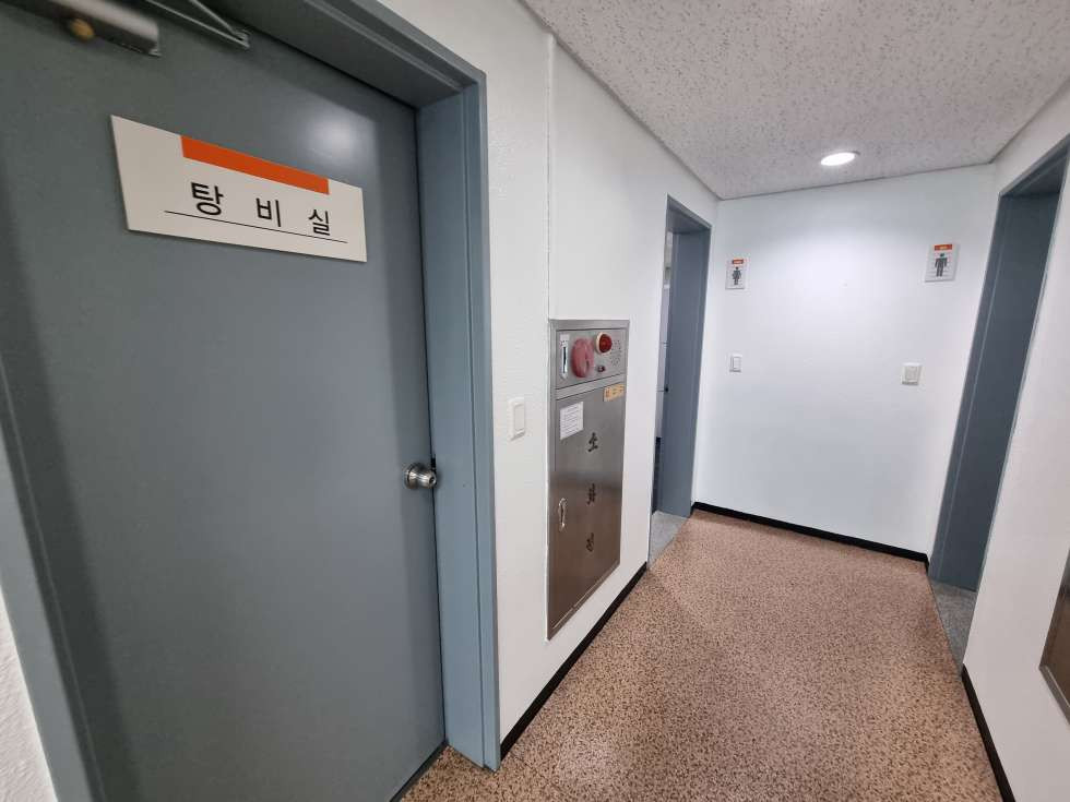 부산 동래구 수안동 수안역 역세권, 충렬대로 접, 랜드마크 업무시설. 보험, 금융, 프랜차이즈, 법인 사무실 추천 월세 매물번호 13046 사진 4