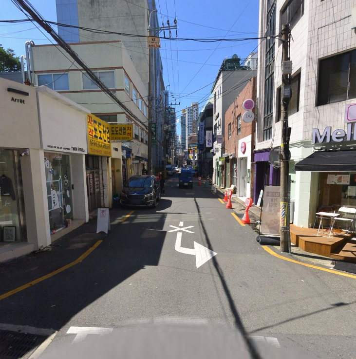 부산 부산진구 전포동 5동 전포 카페거리 2층 5평 네일 속눈썹 등 뷰티 관련 업종 추천 상가 월세 매물번호 16379 사진 1