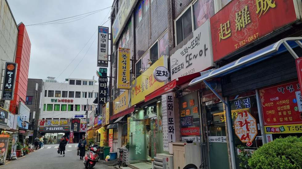 부산 동래구 온천동 온천장 곱창골목 인근 1층 12평 저렴한 월세 배달업종 소주방 음식점 월세 매물번호 16389 사진 1