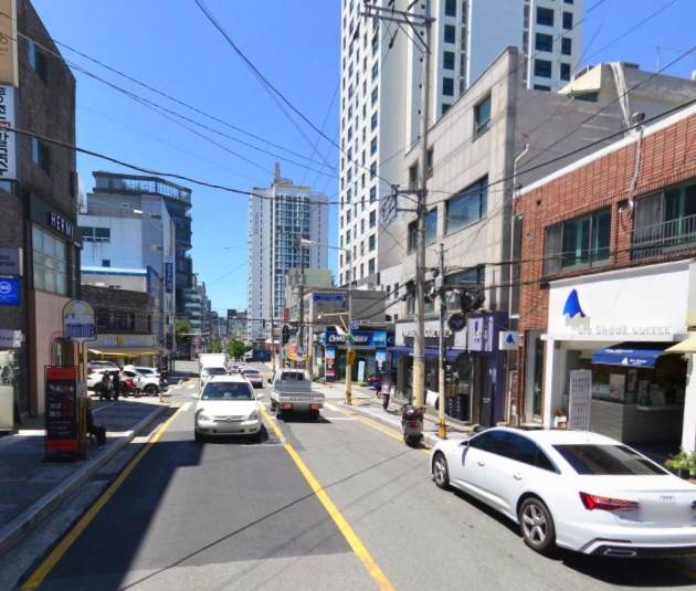 부산 부산진구 전포동 3동 사잇길 대로변 1층 15평 무권리 공실 상가 임대 월세 매물번호 16091 사진 1