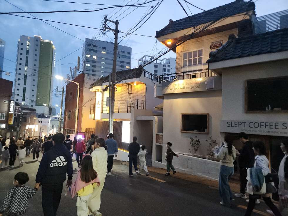 부산 수영구 민락동 민락동 메인상권 코너건물 약 22평 월세 매물번호 16463 사진 1