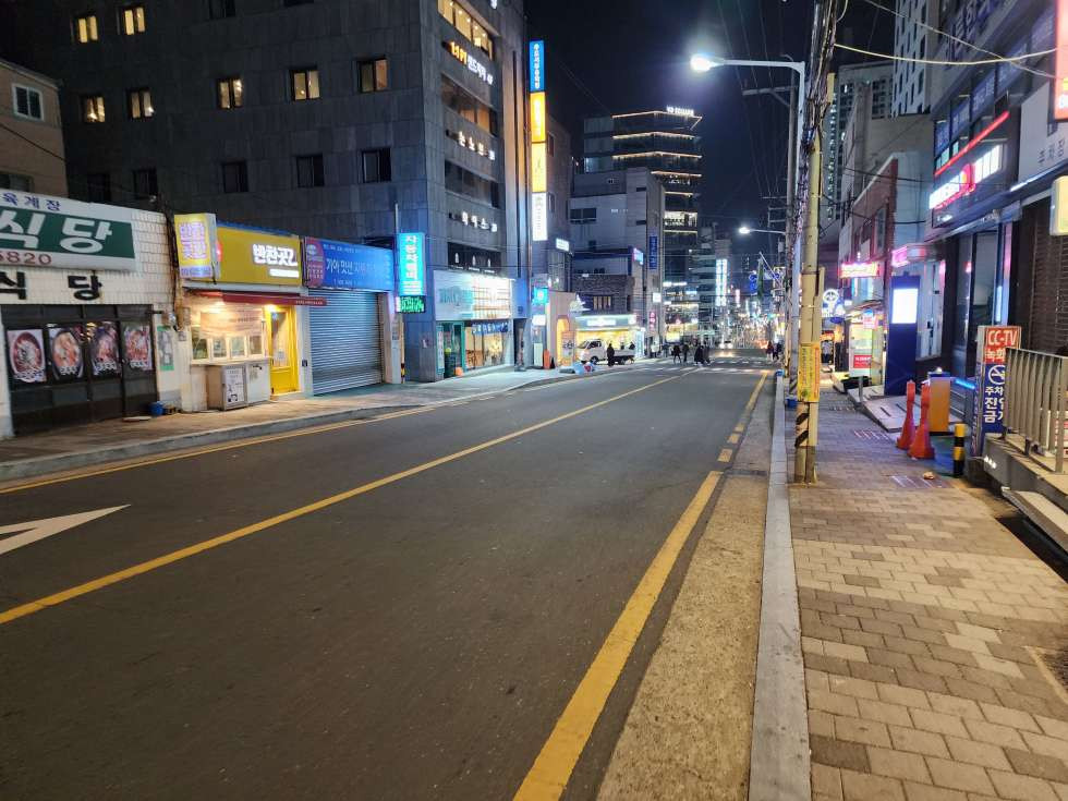 부산 부산진구 전포동 전포 사잇길 메인 1층 20평 카페 술집 추천 상가임대 월세 매물번호 14351 사진 1
