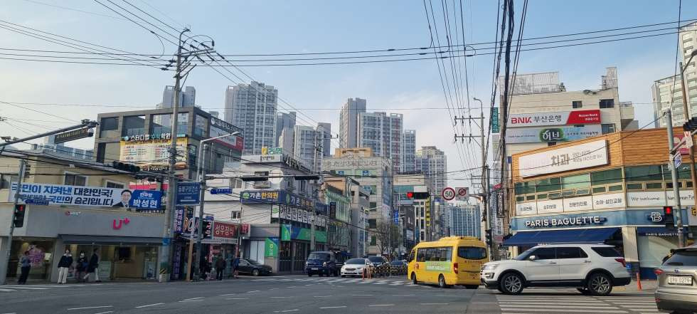 부산 동래구 명륜동 명륜동가구거리 신축 1,2층 주차O 층별 임대 가능 월세 매물번호 16616 사진 1