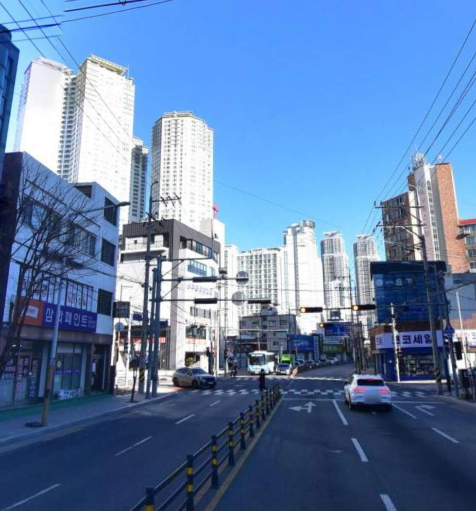 부산 동래구 명륜동 명륜동 가구거리 대로변 저렴한 월세 넓은 전면 모든 업종 가능 월세 매물번호 16629 사진 1