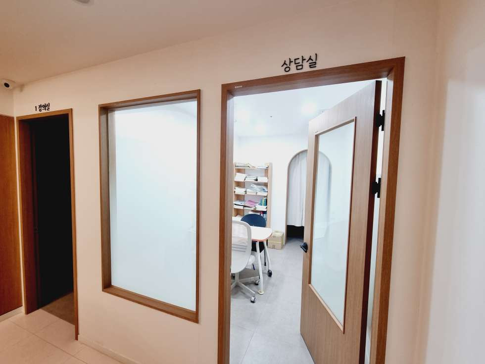 부산 부산진구 개금동 개금역 앞 대로변 준신축건물 전용 52평 학원 인테리어 완비 // 단과학원 추천 월세 매물번호 16613 사진 10