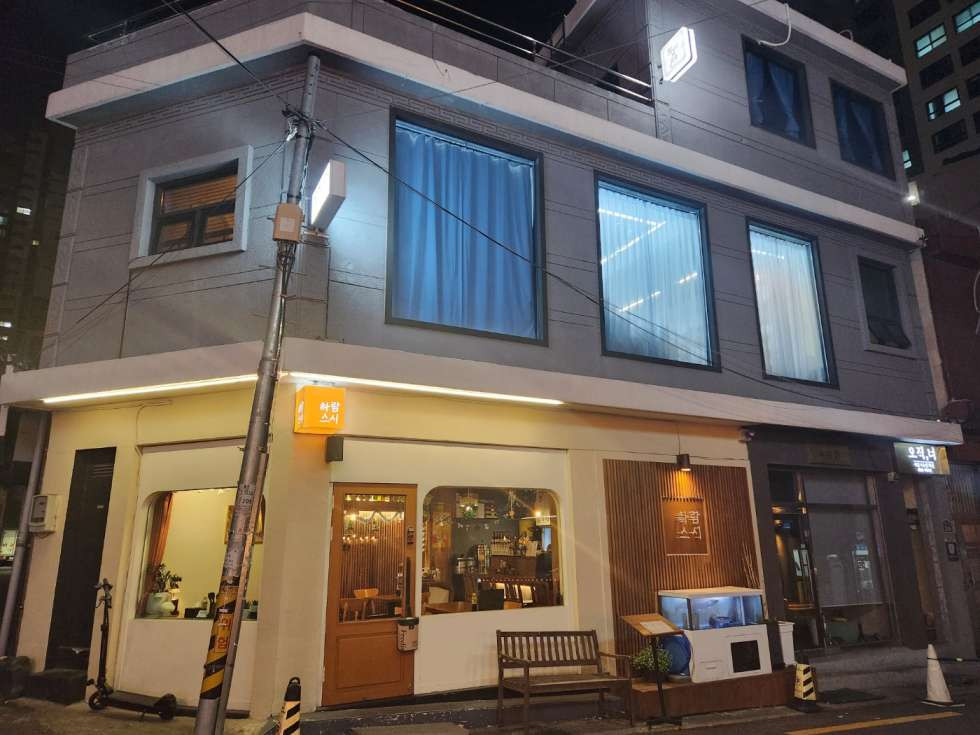 부산 부산진구 전포동 1동 전포사잇길 상권 중심 약12평 월세 매물번호 16415 사진 1