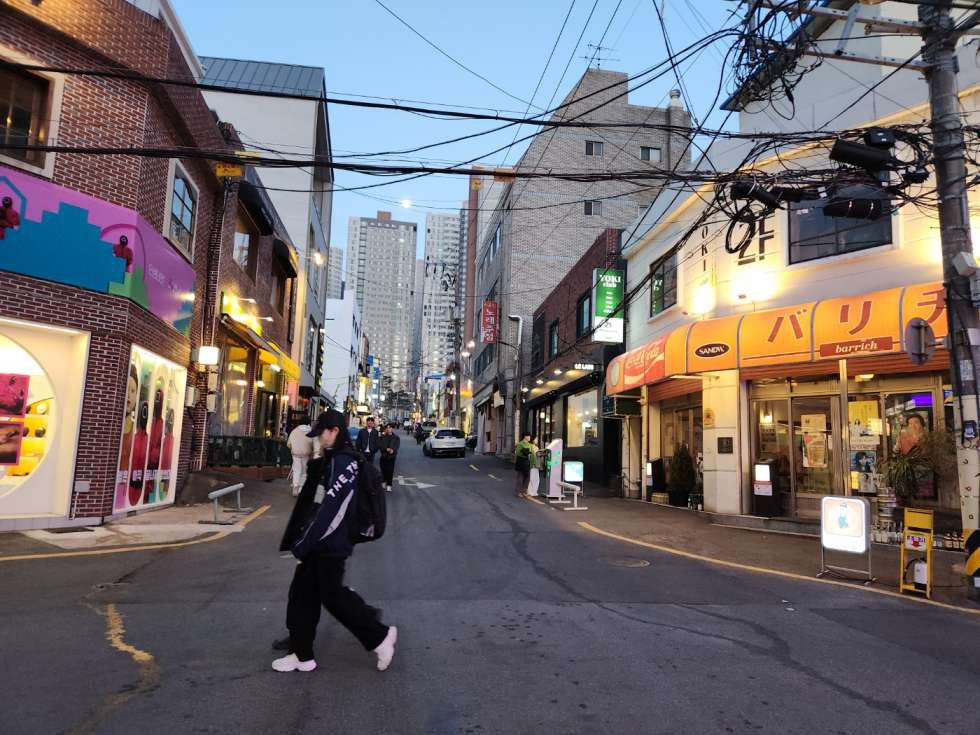 부산 부산진구 전포동 1동 전포동 사잇길 감성주택 포차 추천 자리 약 17평 테라스 보유 월세 매물번호 16824 사진 1