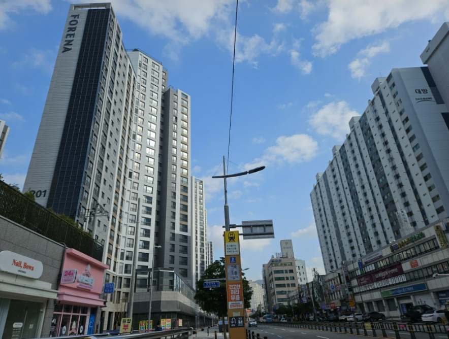 부산 북구 덕천동 덕천동 대로변 디테일링 샵 약60평 양도/양수 추천 순이익 높음 월세 매물번호 16356 사진 1