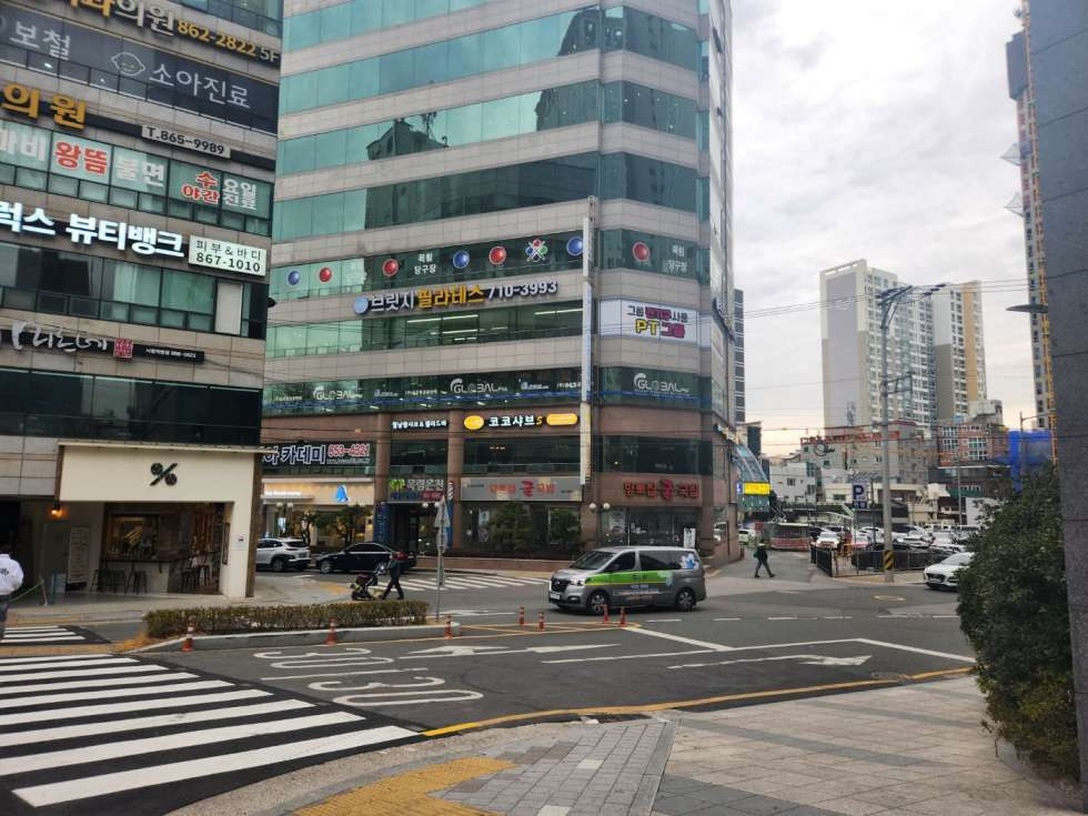 부산 연제구 연산동 연산동 시청 대형평수 약 36평 테이블 15개이상 배치 가능 월세 매물번호 11530 사진 2