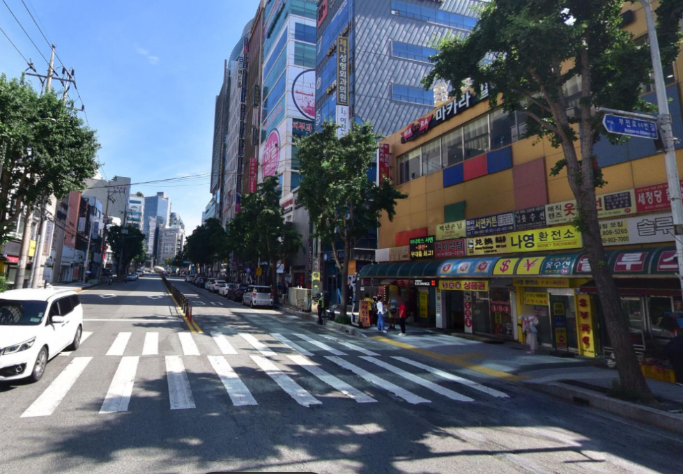 부산 부산진구 부전동 서면 복개천 노출 좋은 코너 상가1층30평 무권리 월세 매물번호 16855 사진 1
