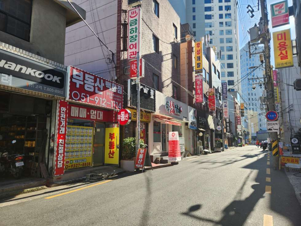 부산 부산진구 부전동 동부화재 사옥 주변 메인 상권 중심 약37평 월세 매물번호 16475 사진 1