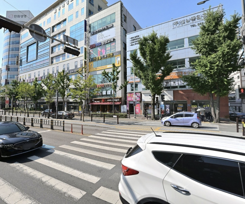 부산 동래구 명륜동 대동병원 맞은편 횡단보도 앞 1 층 23평 무권리 상가 월세 매물번호 16927 사진 1