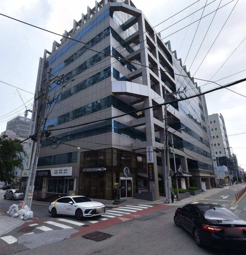 부산 북구 덕천동 덕천역 역세권 오피스 빌딩 내 대형 사무실 임대 3층 전용 90평 분할가능 월세 매물번호 16949 사진 1