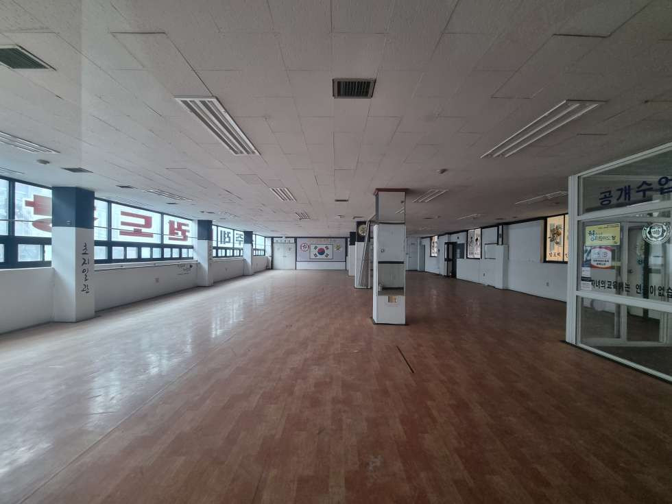 부산 사상구 주례동 주례동 주거단지 밀집지역 대로변 노출좋은 4층 96평 월세 매물번호 17022 사진 1