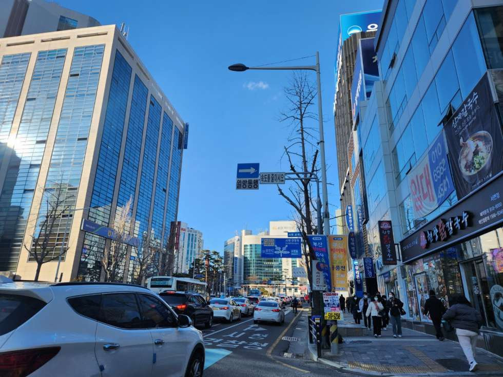 부산 부산진구 부전동 서면 대로변 코너 상가 2층 실평수 40평 광고효과 좋음 유동인구 바글바글 월세 매물번호 10375 사진 3