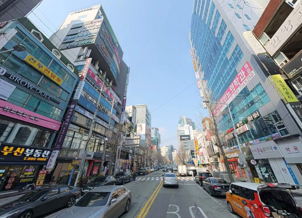 부산 부산진구 부전동 서면 복개로 대로변 접근성 좋은 메디컬빌딩 11층 67평 월세 매물번호 17009 사진 1