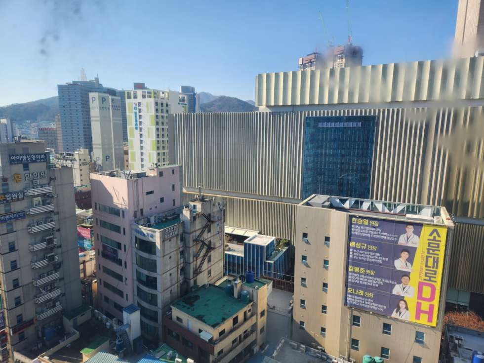 부산 부산진구 부전동 서면 롯데백화점 부근 / 메디컬센터 신축 건물 / 실평수 약 60평 월세 매물번호 10259 사진 1