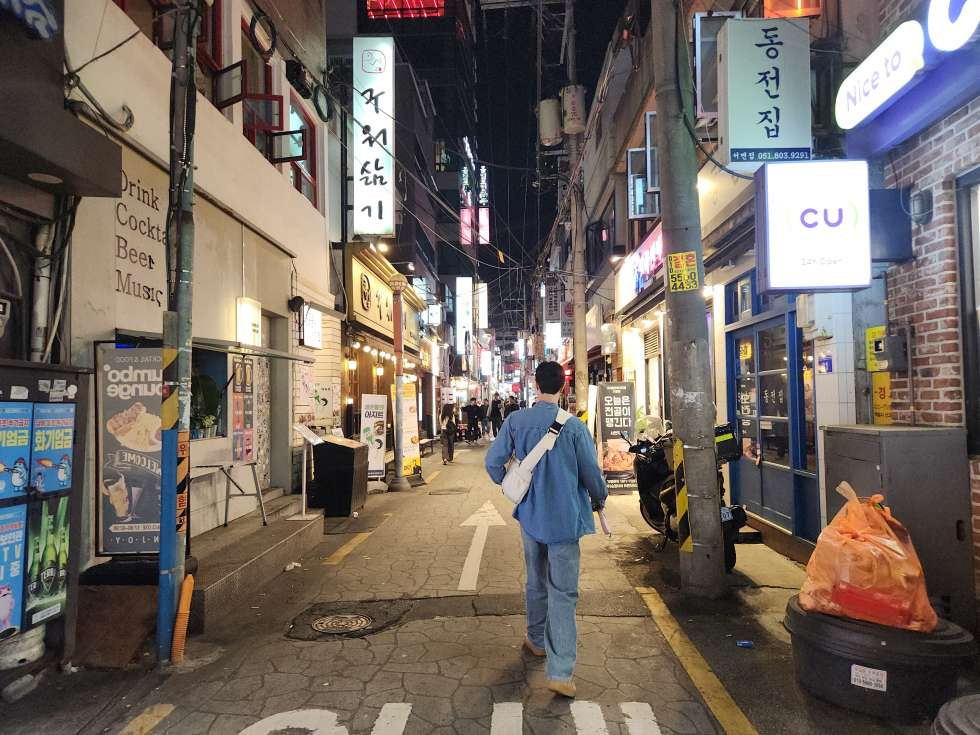 부산 부산진구 부전동 주건축물제1동 서면 배대포 메인상권 중심 약 25평 월세 매물번호 13846 사진 3