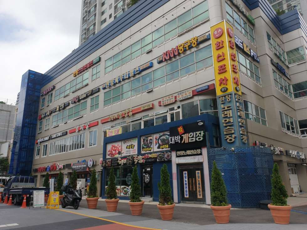부산 연제구 연산동 연산동 한창 메인거리 1,2층 통 상가 임대 월세 매물번호 11763 사진 1