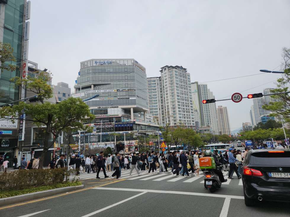 부산 부산진구 전포동 1동 전포사잇길 포차 추천자리 약 13펑 월세 매물번호 15582 사진 1