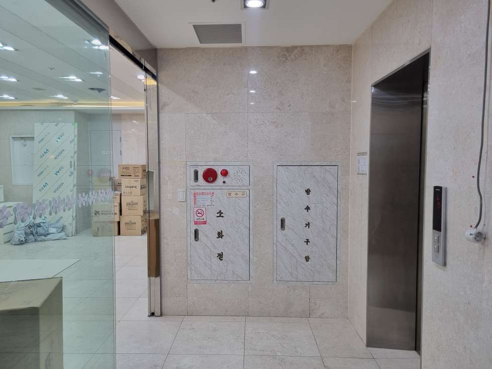 부산 부산진구 부전동 서면 복개로 대로변 접근성 좋은 메디컬빌딩 9층 83평 월세 매물번호 17037 사진 2