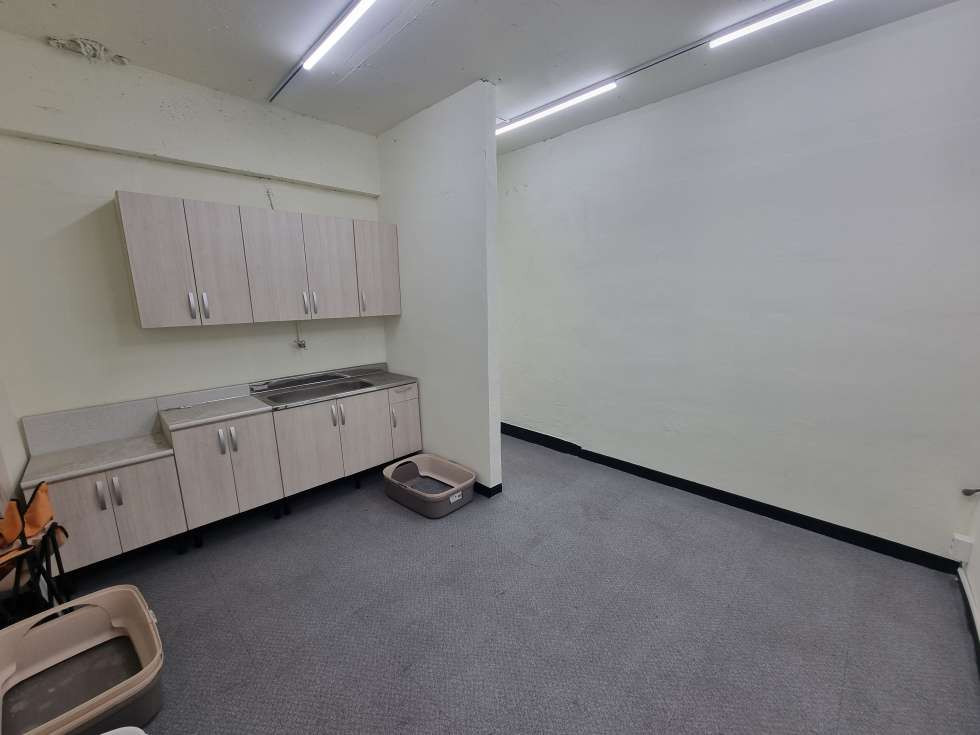 부산 동구 초량동 초량역 앞 대로변 노출좋은 1층 상가 전용 79평 월세 매물번호 16833 사진 3