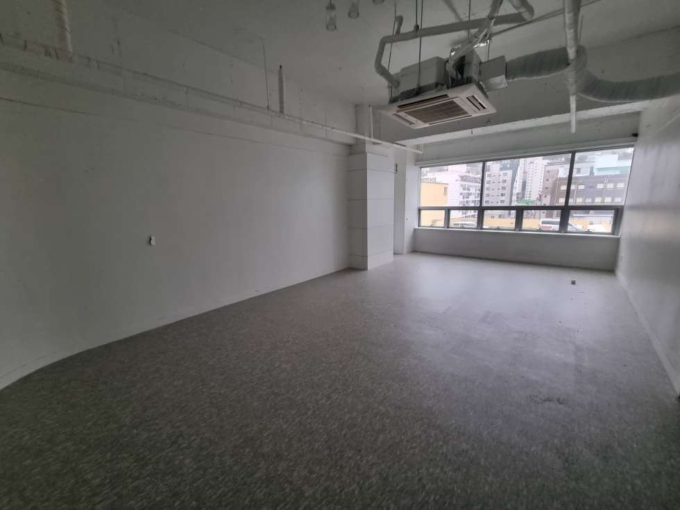 부산 부산진구 부전동 서면 오피스빌딩 전용 103평 대형 사무실임대, 전용 18평 ~ 103평 평형대 다양 월세 매물번호 16830 사진 3