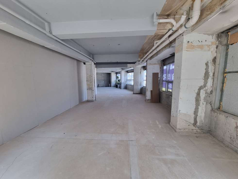 부산 연제구 연산동 신리삼거리 코너자리 위치한 메디컬 건물/주거지 밀집지역/광고효과 좋은 자리! 월세 매물번호 13960 사진 2
