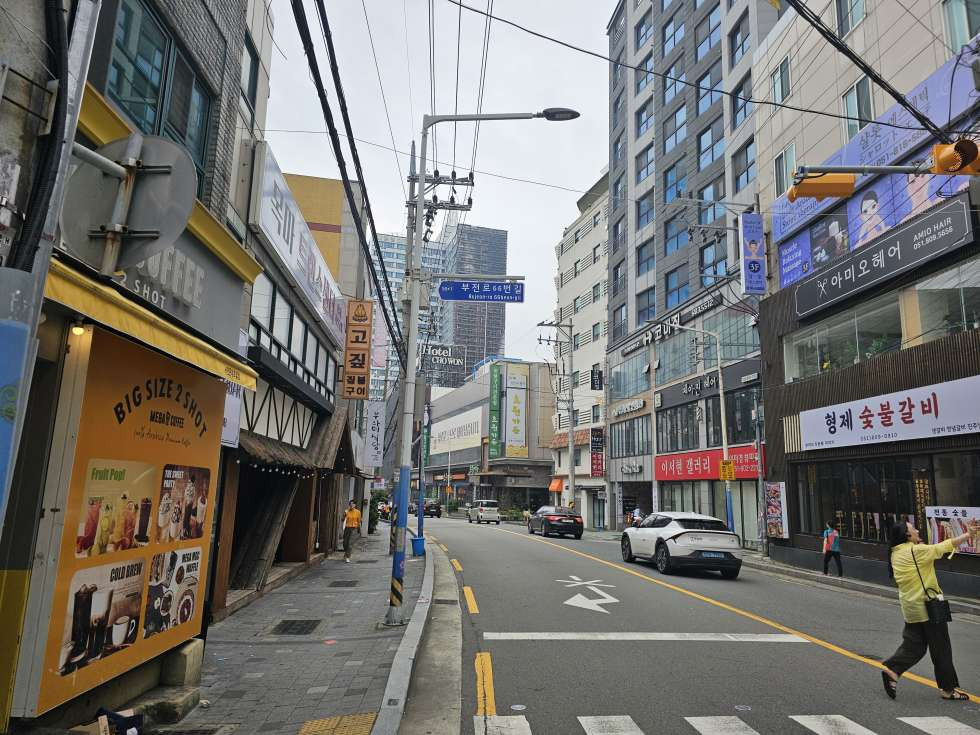 부산 부산진구 부전동 1동 서면롯데백화점 인근 유동인구 확실한 1층 22평 월세 매물번호 12918 사진 1