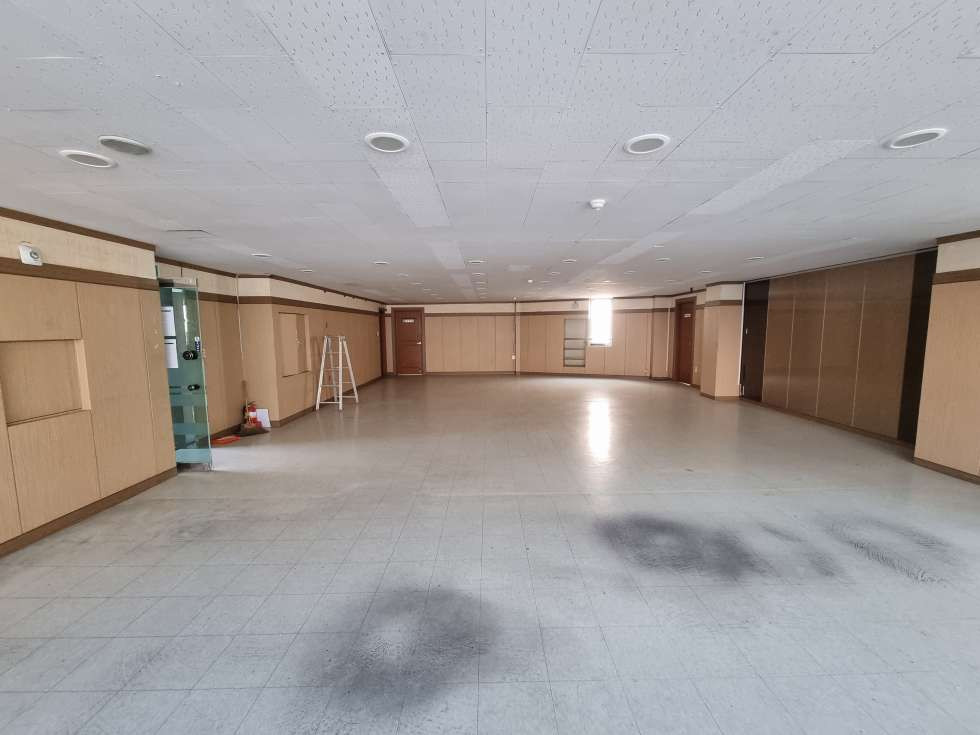 부산 부산진구 양정동 양정역 역세권/임대료 저렴한 중형 사무실 전용 52평. 인터넷 쇼핑몰, 보험, 영업 사무실 등 추천! 월세 매물번호 16410 사진 1