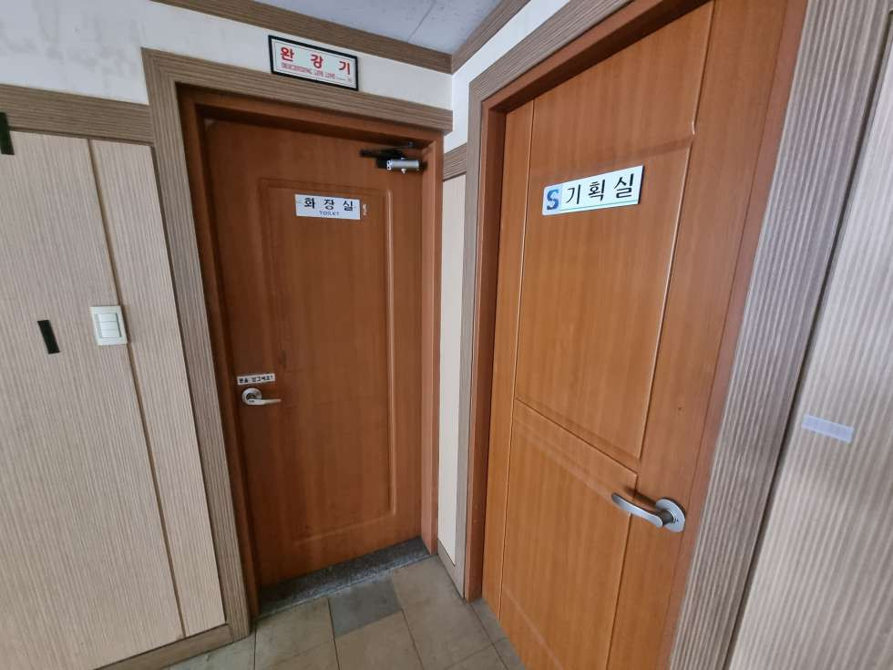 부산 부산진구 양정동 양정역 역세권/임대료 저렴한 중형 사무실 전용 52평. 인터넷 쇼핑몰, 보험, 영업 사무실 등 추천! 월세 매물번호 16410 사진 5