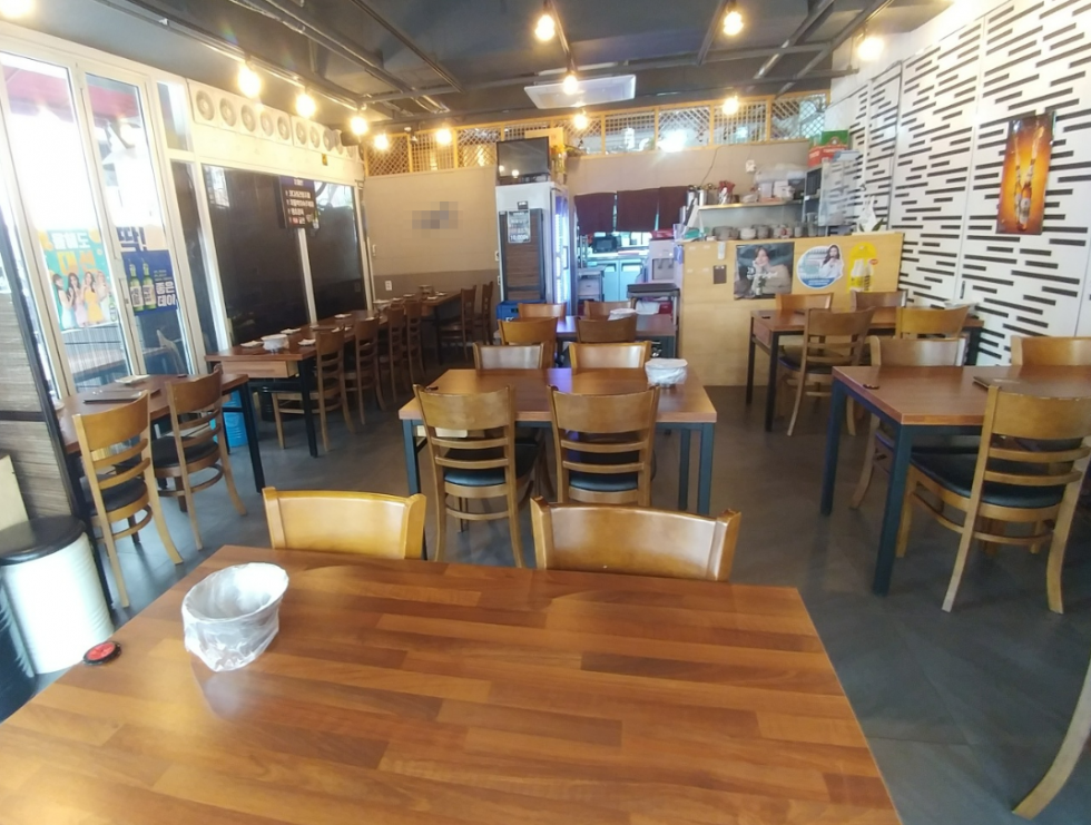 부산 수영구 민락동 광안리 해변가 근처 민락회센타 맞은편 유동인구 많고 상권 확장성 높음 월세 매물번호 10788 사진 1