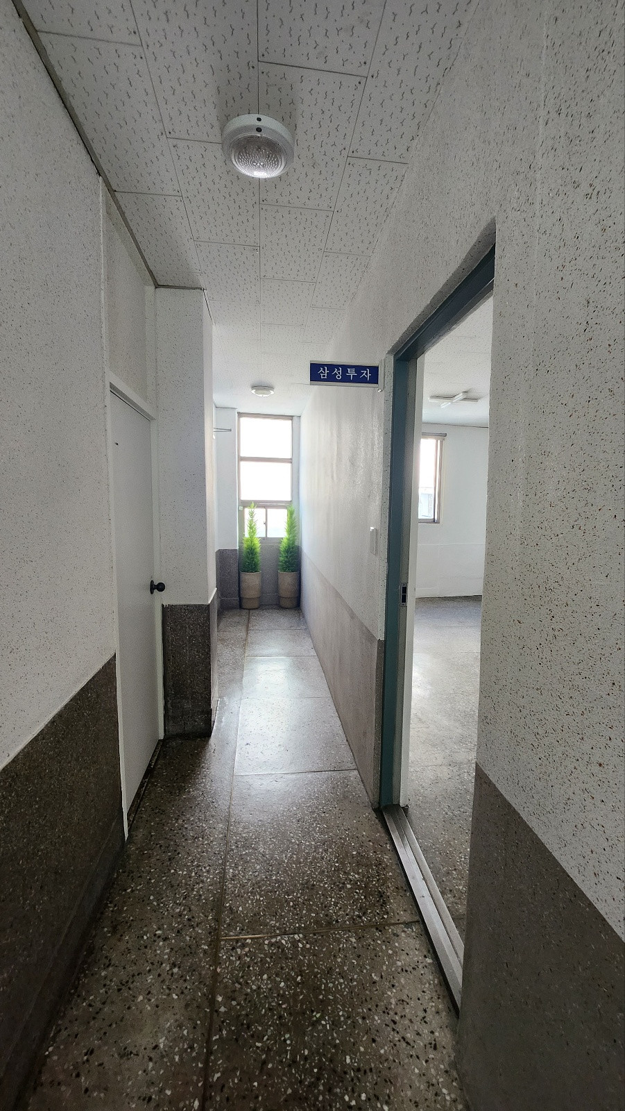 부산 부산진구 부전동 부전시장 인근 임대료 저렴한 소형 사무실(14평) 월세 매물번호 10795 사진 3